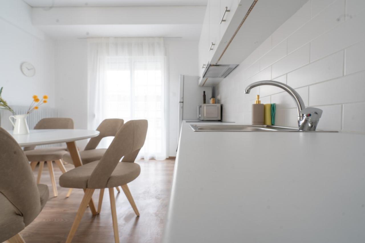 דירות Athens Hideout Apt, Big Rooftop With City View מראה חיצוני תמונה
